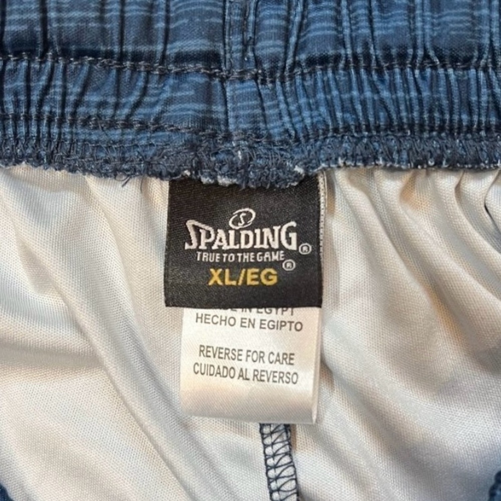 3/$15.00 🆕Spalding Boys Basketball Shorts NWT Sz XL Royal Blue
Drawstring Waist. - Picture 3 of 7